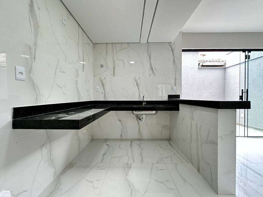 Imagem Casa com 3 Quartos à Venda, 128 m² em Santa Mônica - Belo Horizonte Imagem Casa com 3 Quartos à Venda, 128 m² em Santa Mônica - Belo Horizonte