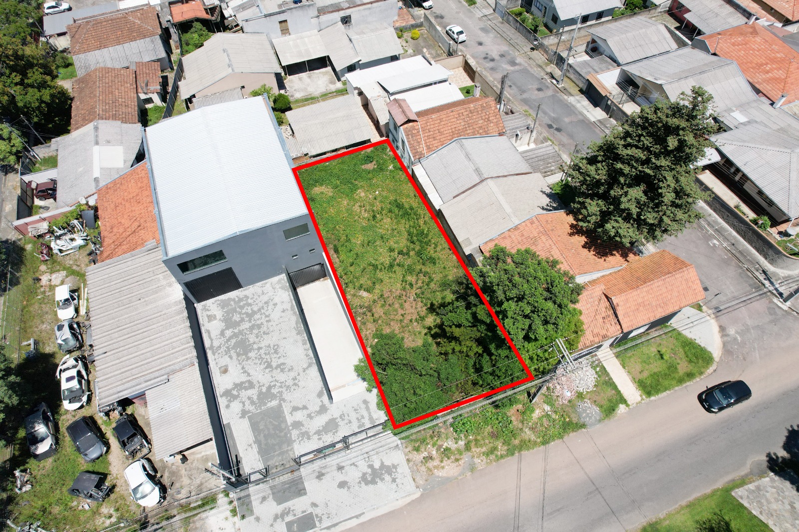 Imagem Terreno à Venda, 384 m² em Tingui - Curitiba Imagem Terreno à Venda, 384 m² em Tingui - Curitiba