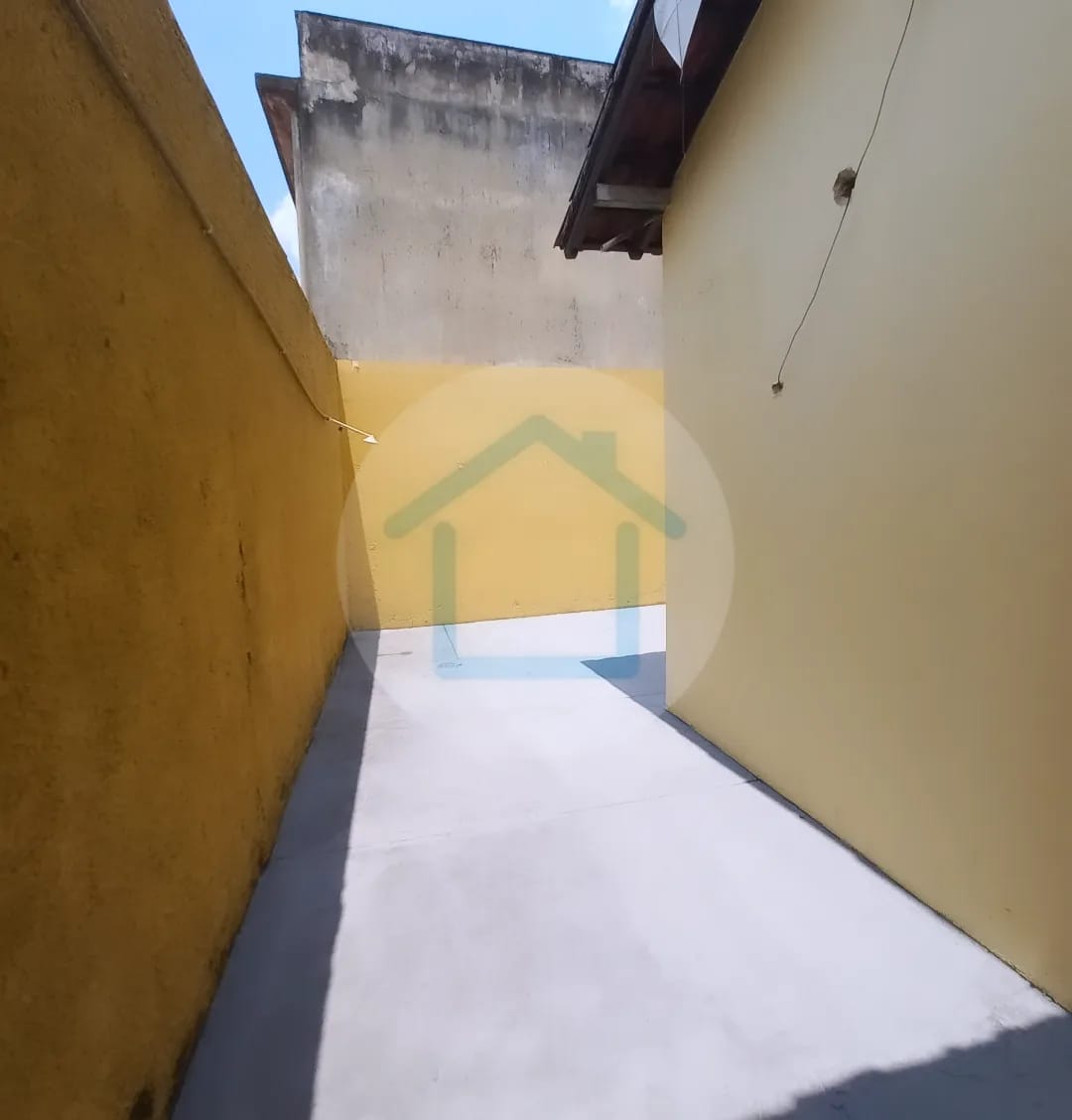 Imagem Casa com 2 Quartos à Venda, 250 m²em Flores - Manaus