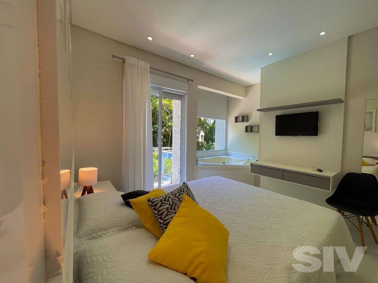 Imagem Casa de Condomínio com 5 Quartos à Venda, 553 m²em Riviera - Bertioga