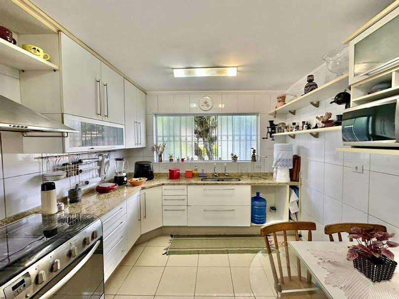Imagem Casa com 4 Quartos à Venda, 228 m² em Jardim Jussara - São Paulo
