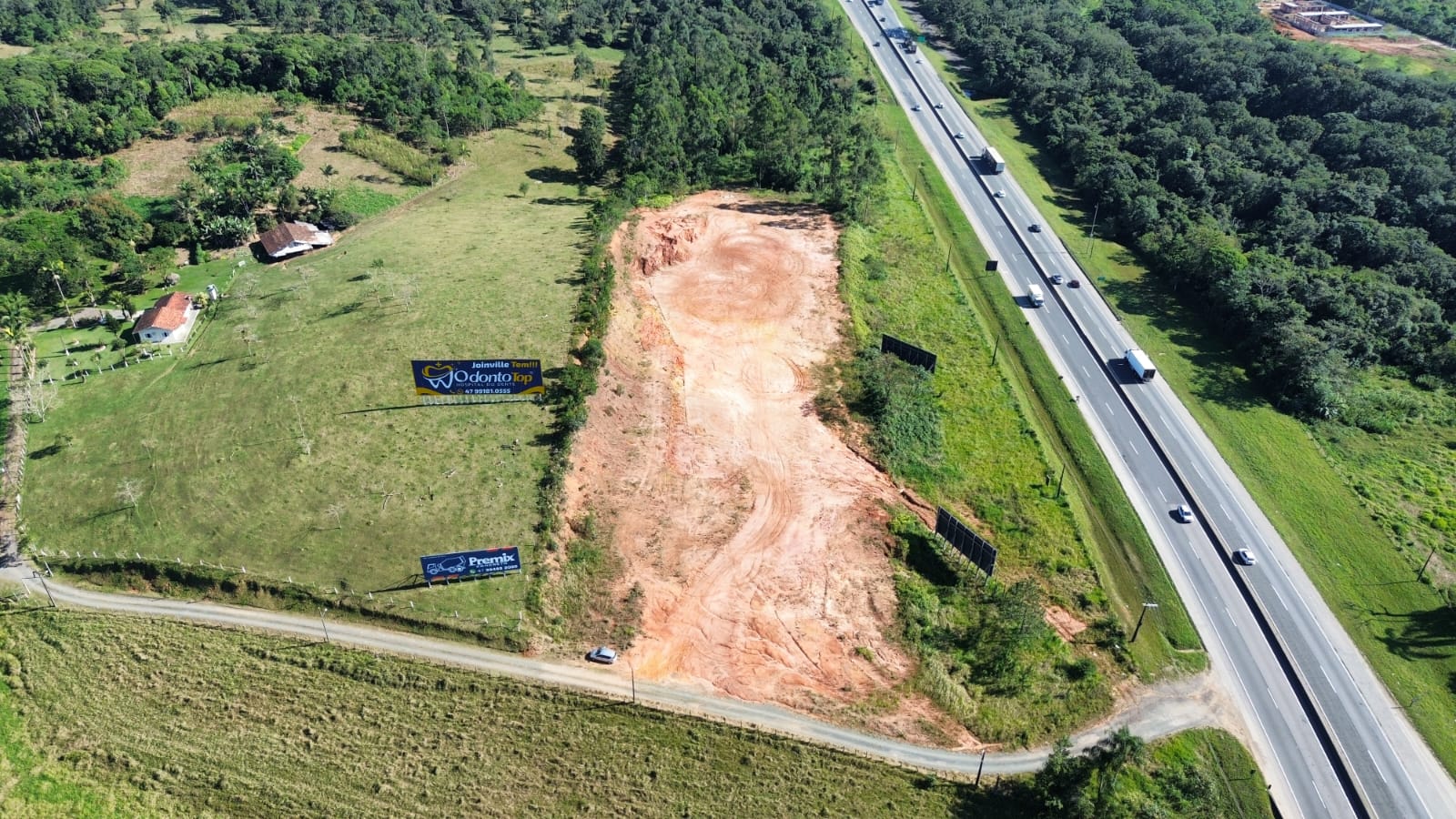 Imagem Terreno à Venda, 34.000 m² em Ponto Alto Corveta - Araquari Imagem Terreno à Venda, 34.000 m² em Ponto Alto Corveta - Araquari