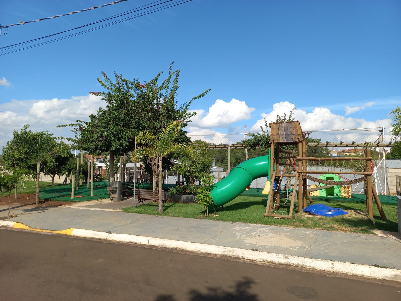 Imagem Terreno à Venda, 312 m² em Residencial Vitório Cezarino - RIO DAS PEDRAS Imagem Terreno à Venda, 312 m² em Residencial Vitório Cezarino - RIO DAS PEDRAS