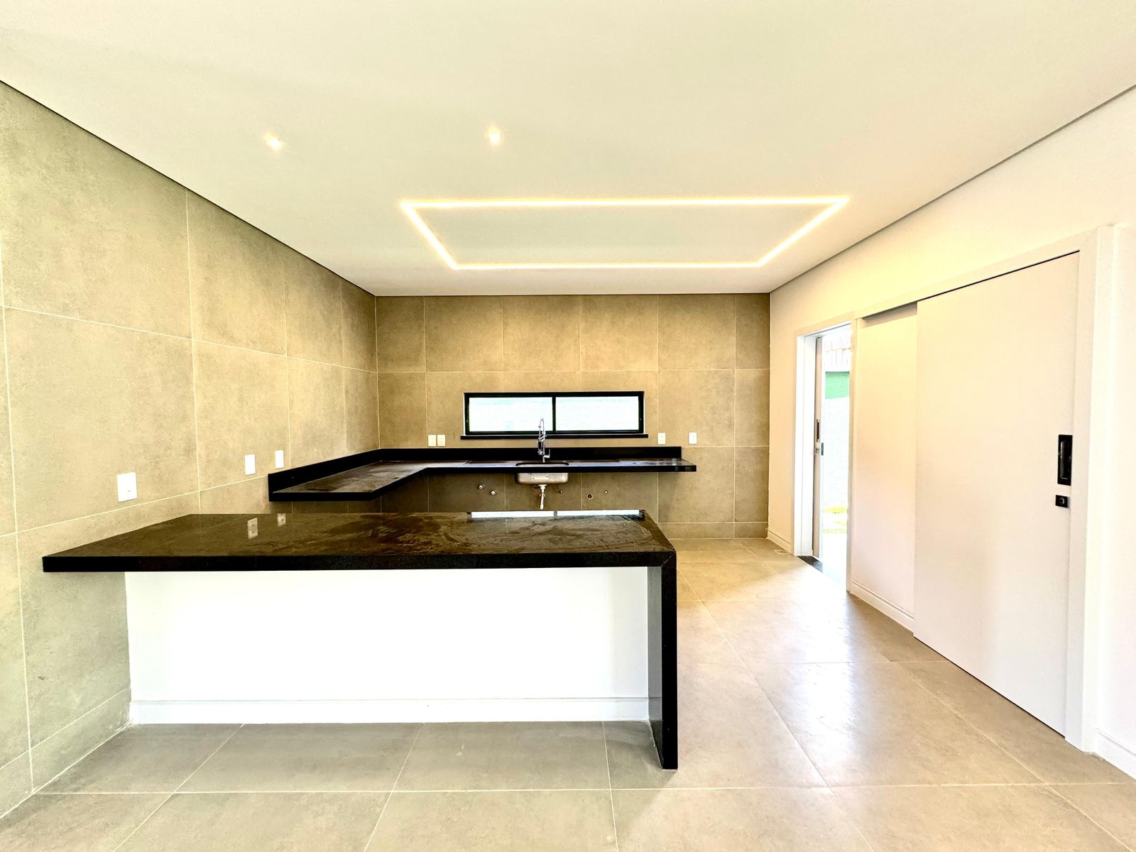 Imagem Casa com 4 Quartos à Venda, 266 m² em coiité - Euzebio
