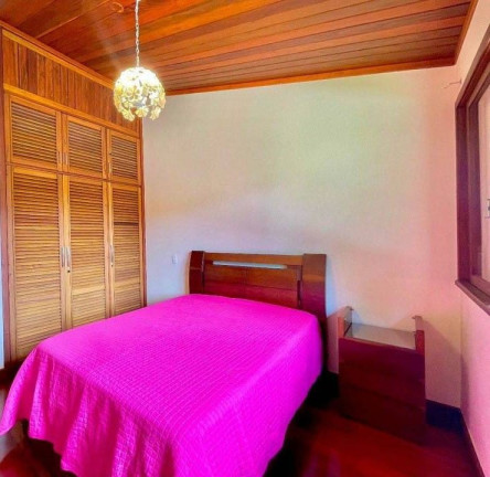 Imagem Casa de Condomínio com 4 Quartos à Venda, 550 m² em Três Córregos - Teresópolis