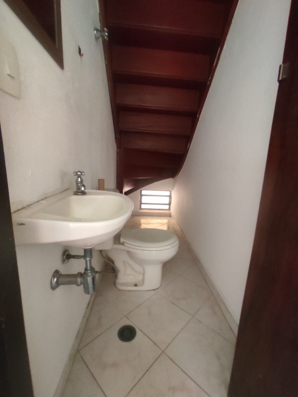 Imagem Casa com 2 Quartos para Alugar, 180 m²em Chácara Inglesa - São Paulo Imagem Casa com 2 Quartos para Alugar, 180 m²em Chácara Inglesa - São Paulo