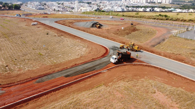 Terreno à Venda,  em Parque Bellaville - Hortolândia