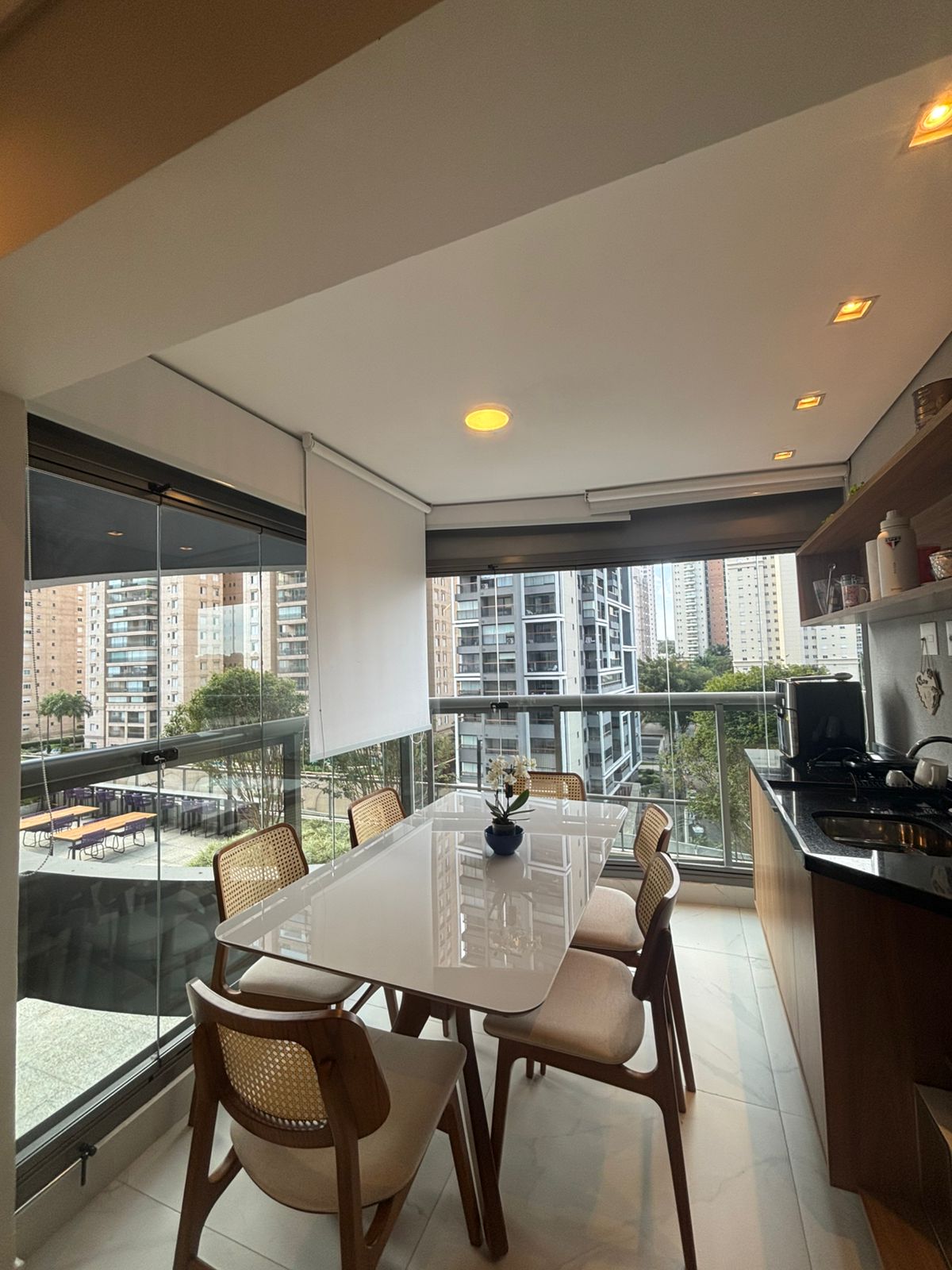 Imagem Apartamento com 1 Quarto à Venda, 50 m² em Jardim das Acácias - São Paulo