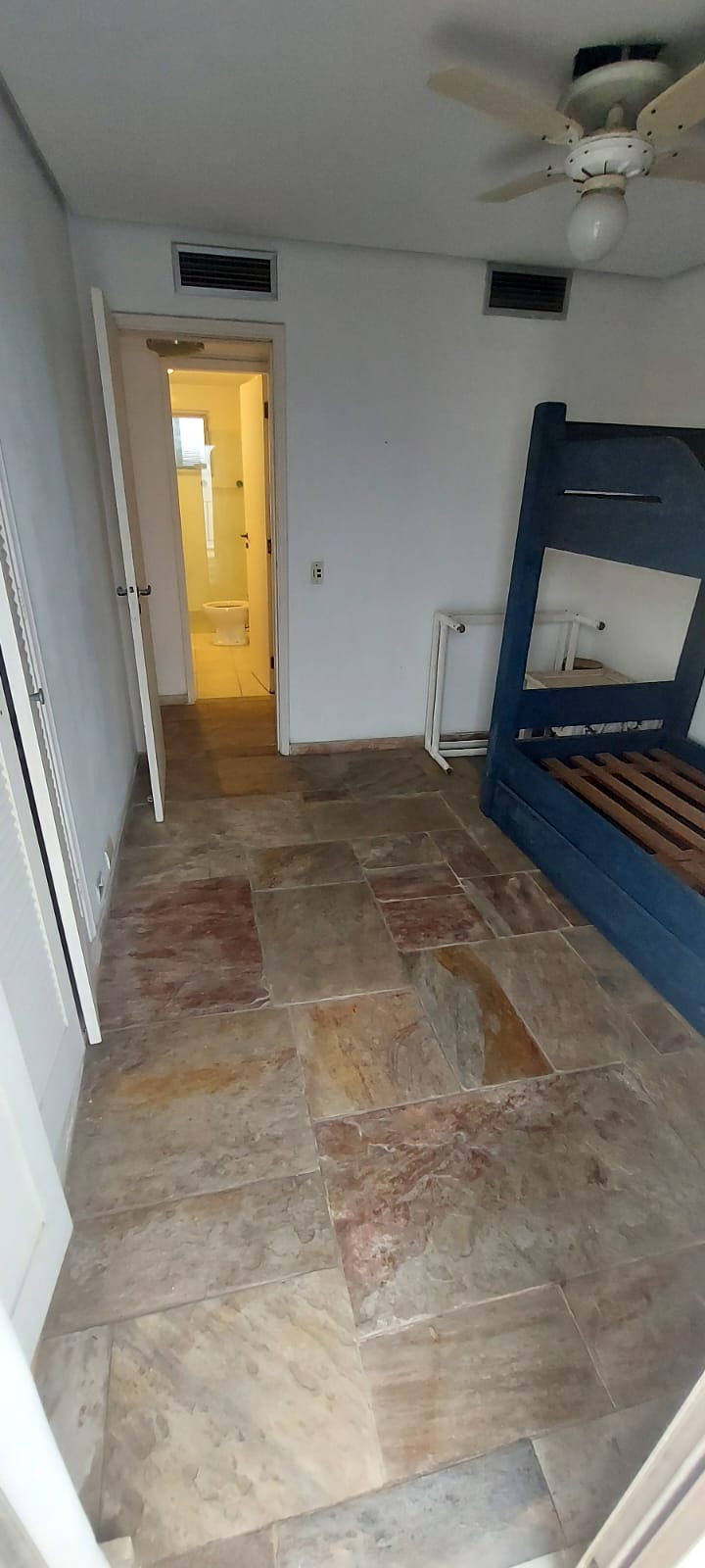 Imagem Cobertura com 3 Quartos à Venda, 300 m²em Jardim Astúrias - Guarujá