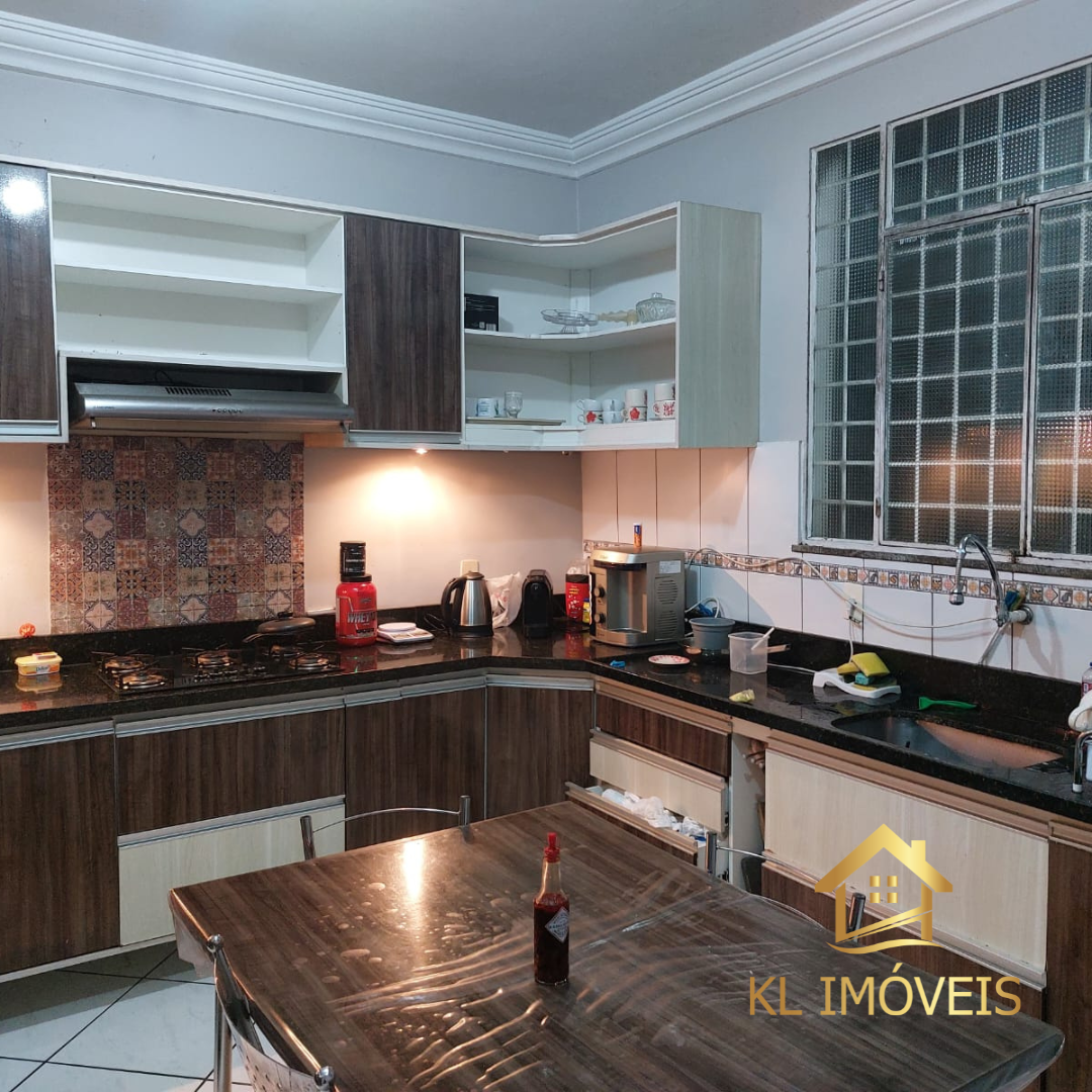 Imagem Casa com 3 Quartos à Venda, 780 m²em Parque 10 de Novembro - Manaus