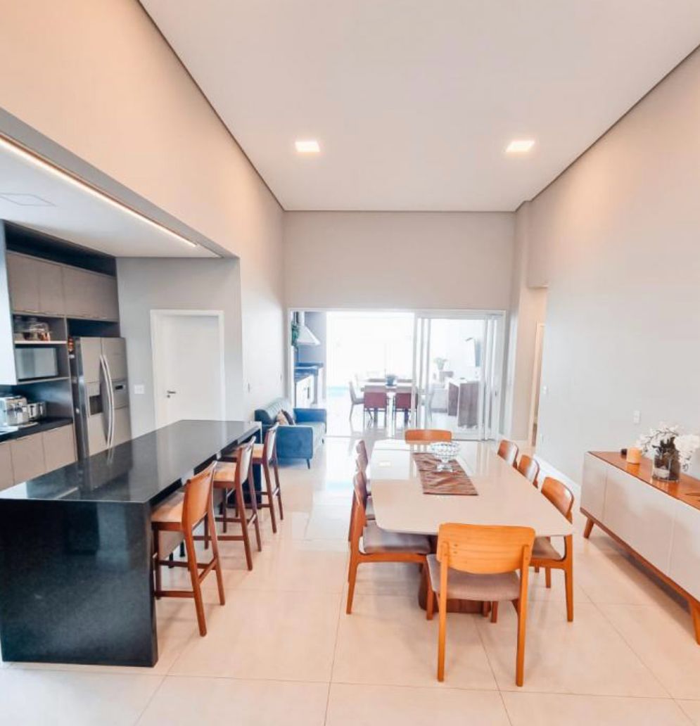 Imagem Casa de Condomínio com 3 Quartos à Venda, 270 m²em Medeiros - Jundiaí Imagem Casa de Condomínio com 3 Quartos à Venda, 270 m²em Medeiros - Jundiaí
