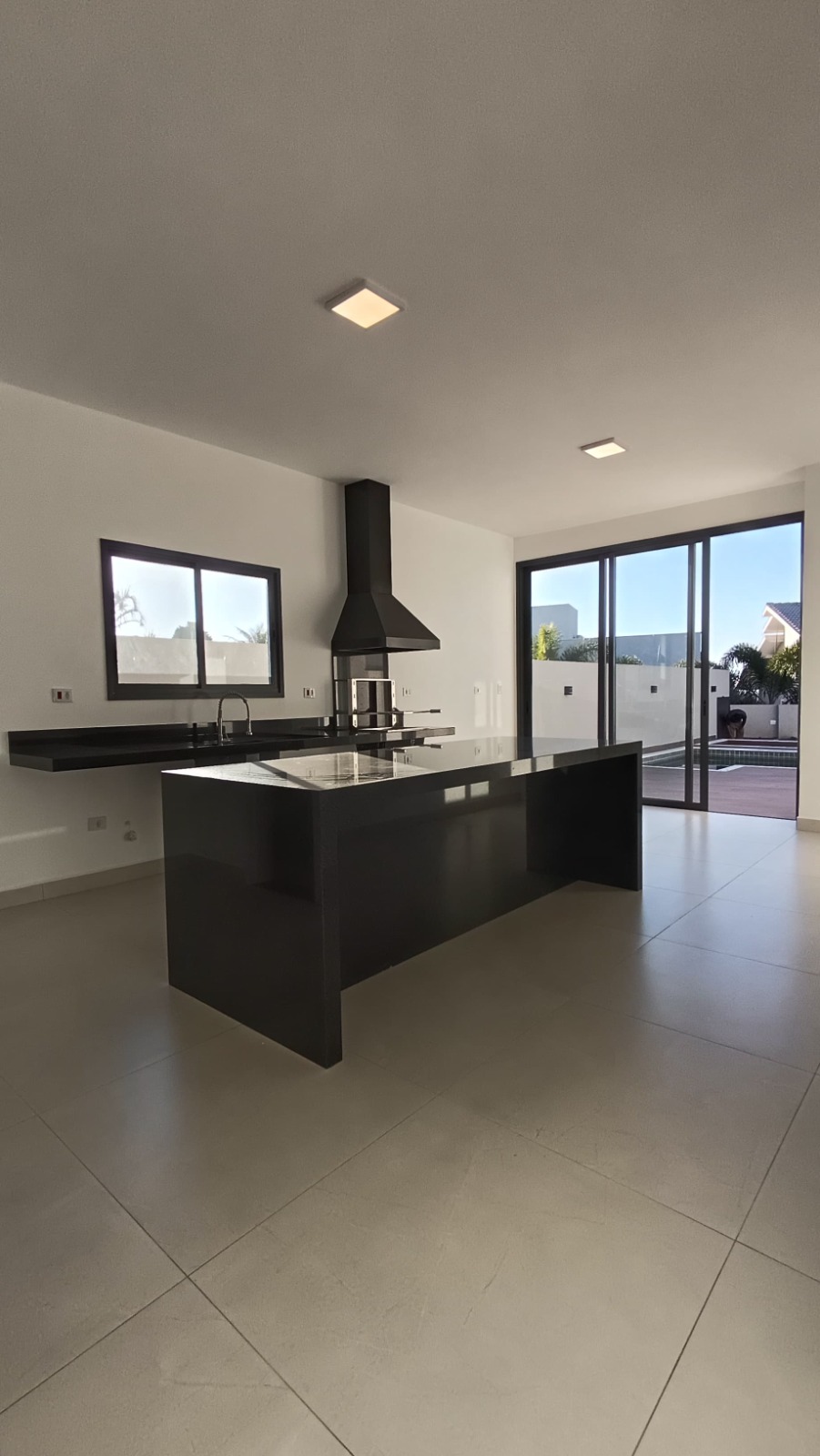 Imagem Casa com 3 Quartos à Venda, 214 m² em Condomínio Residencial Fazenda Santa Helena - Bragança Paulista Imagem Casa com 3 Quartos à Venda, 214 m² em Condomínio Residencial Fazenda Santa Helena - Bragança Paulista