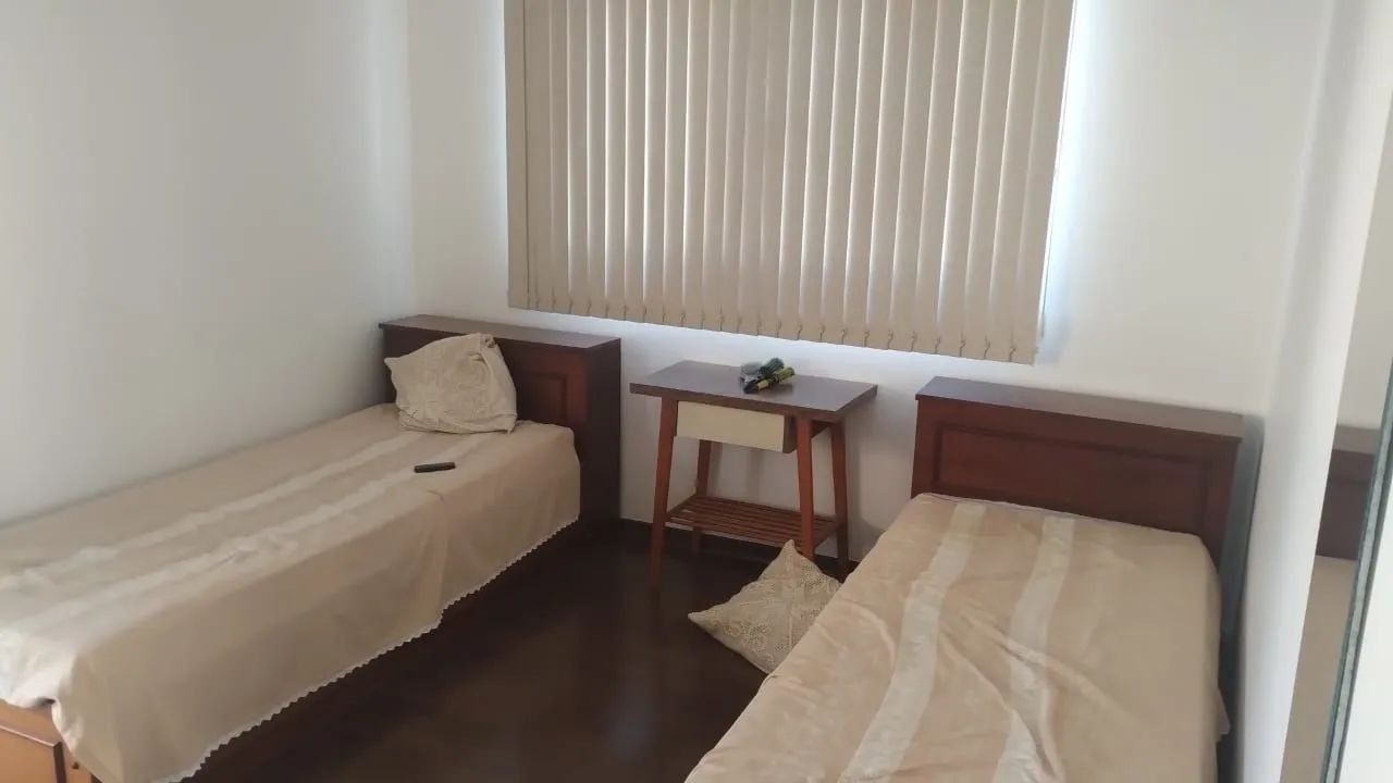 Imagem Casa com 5 Quartos à Venda, 300 m² em São Pedro - Juiz de Fora Imagem Casa com 5 Quartos à Venda, 300 m² em São Pedro - Juiz de Fora