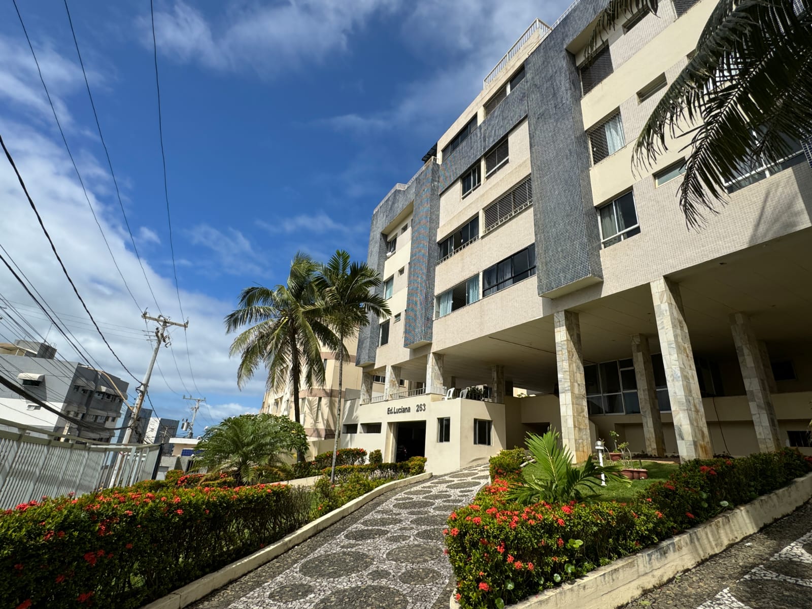 Imagem Cobertura com 5 Quartos à Venda, 205 m² em jardim armação - salvador