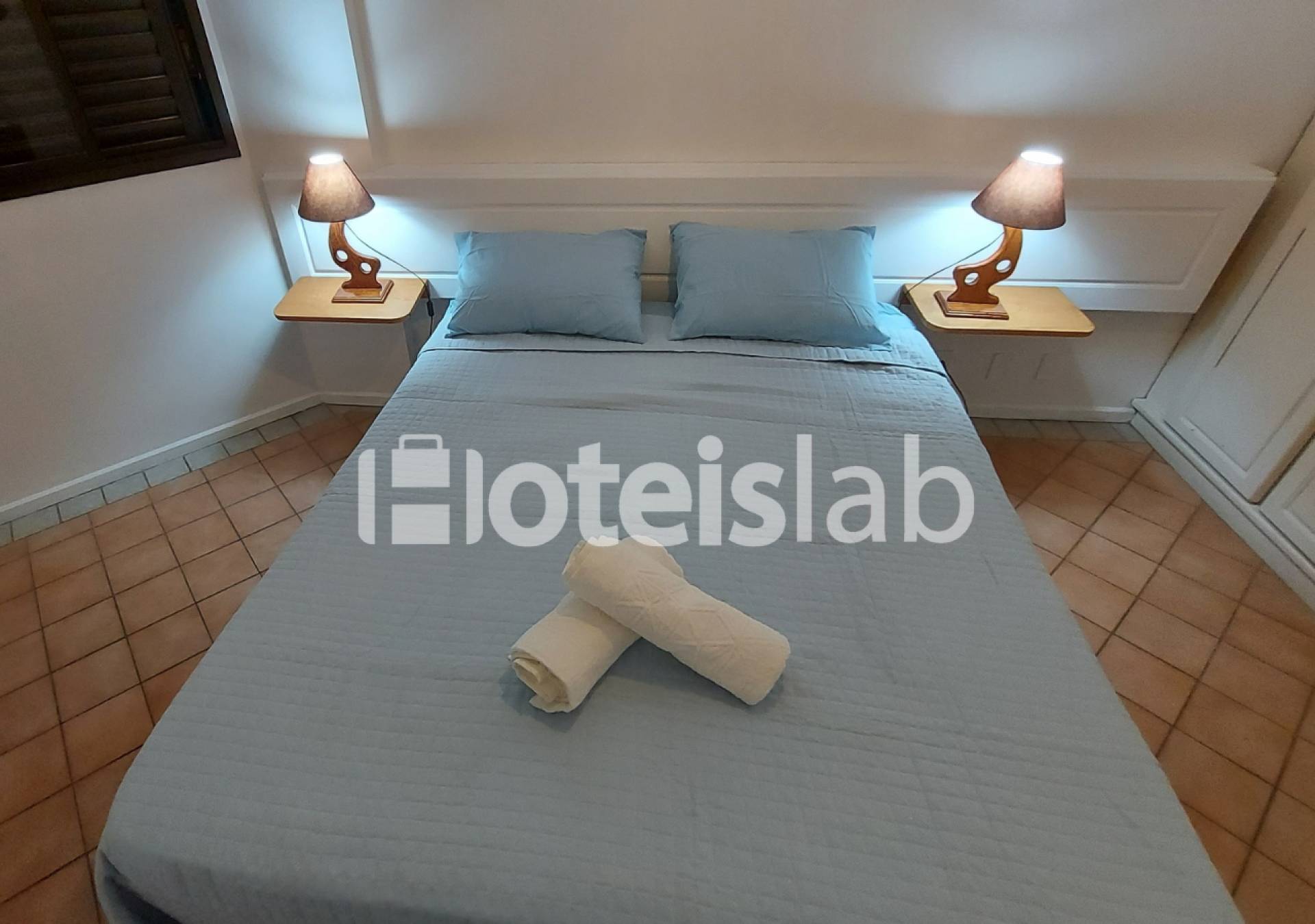 Imagem Apartamento com 2 Quartos à Venda, 96 m²em Canasvieiras - Florianópolis