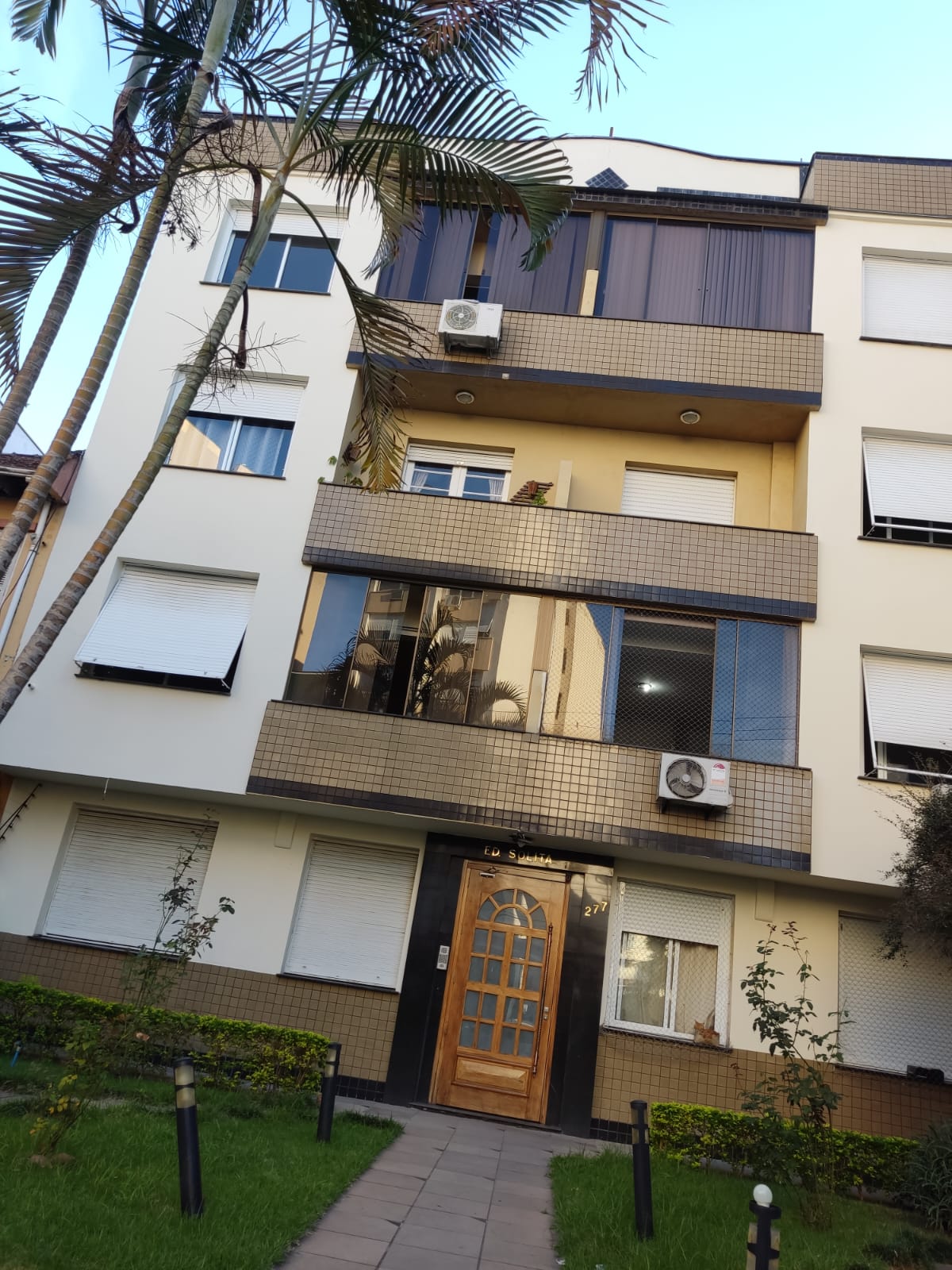 Imagem Apartamento com 3 Quartos à Venda, 71 m²em Cidade Baixa - Porto Alegre Imagem Apartamento com 3 Quartos à Venda, 71 m²em Cidade Baixa - Porto Alegre