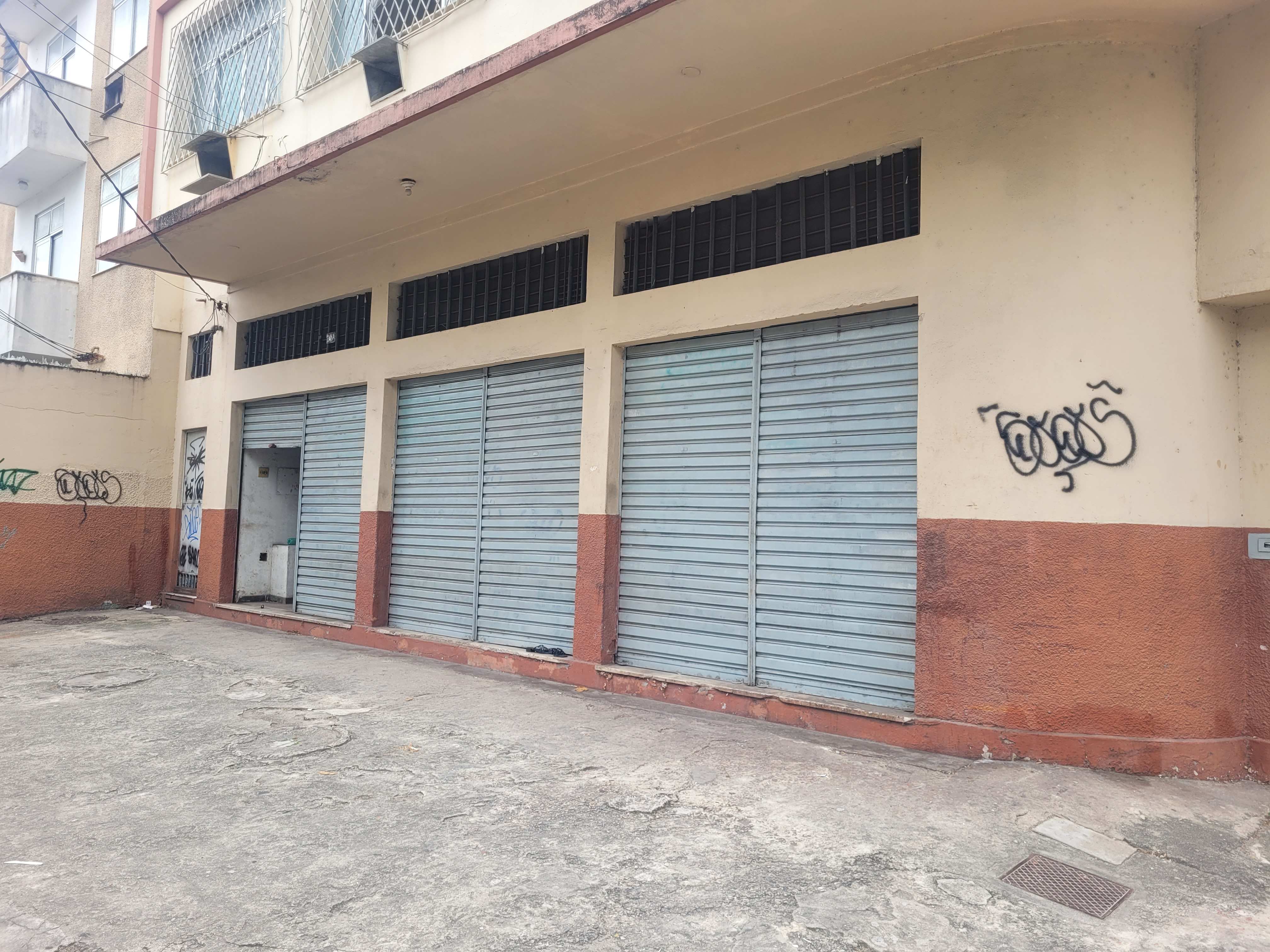 Imagem Loja para Alugar, 90 m² em Taquara - Rio de Janeiro Imagem Loja para Alugar, 90 m² em Taquara - Rio de Janeiro