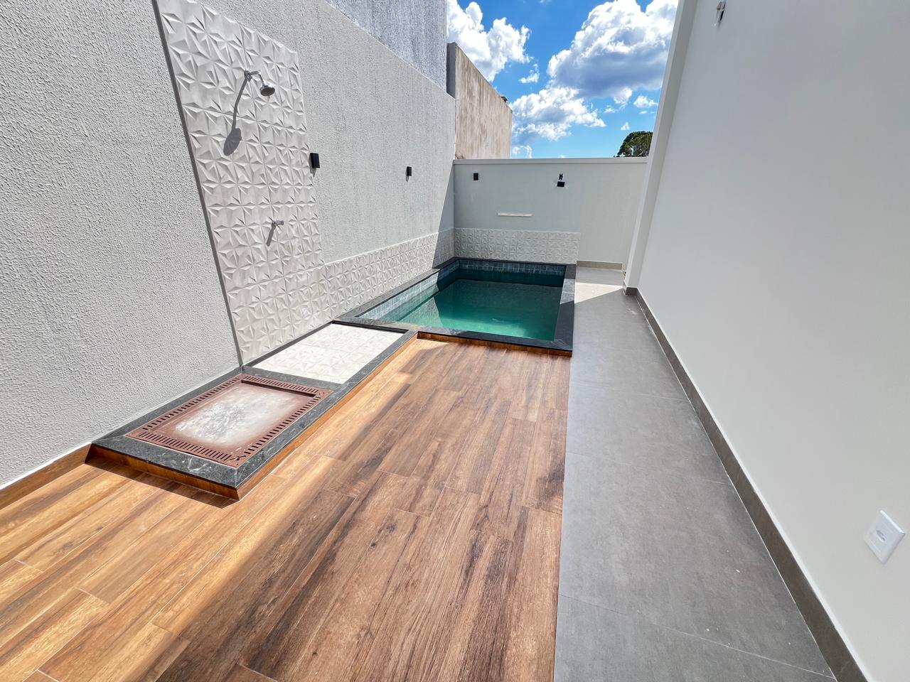 Imagem Casa de Condomínio com 3 Quartos à Venda, 170 m²em Ponta Negra - Manaus