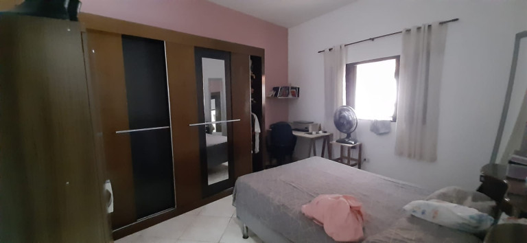 Imagem Sobrado com 3 Quartos à Venda, 300 m² em Parque Balneário Maria Helena - Caraguatatuba Imagem Sobrado com 3 Quartos à Venda, 300 m² em Parque Balneário Maria Helena - Caraguatatuba