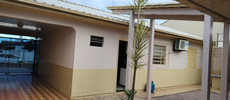 Imagem Casa com 4 Quartos à Venda, 130 m² em Balneário Rincão - Içara Imagem Casa com 4 Quartos à Venda, 130 m² em Balneário Rincão - Içara