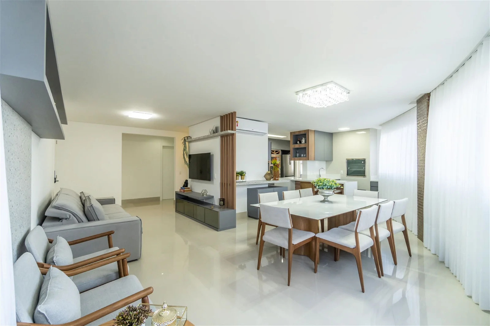 Imagem Apartamento com 4 Quartos à Venda, 150 m²em Centro - Balneário Camboriú