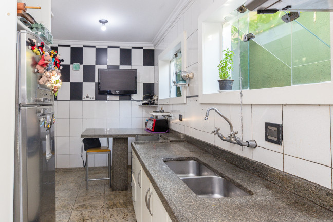 Imagem Casa com 3 Quartos à Venda, em Vila Madalena - São Paulo Imagem Casa com 3 Quartos à Venda, em Vila Madalena - São Paulo