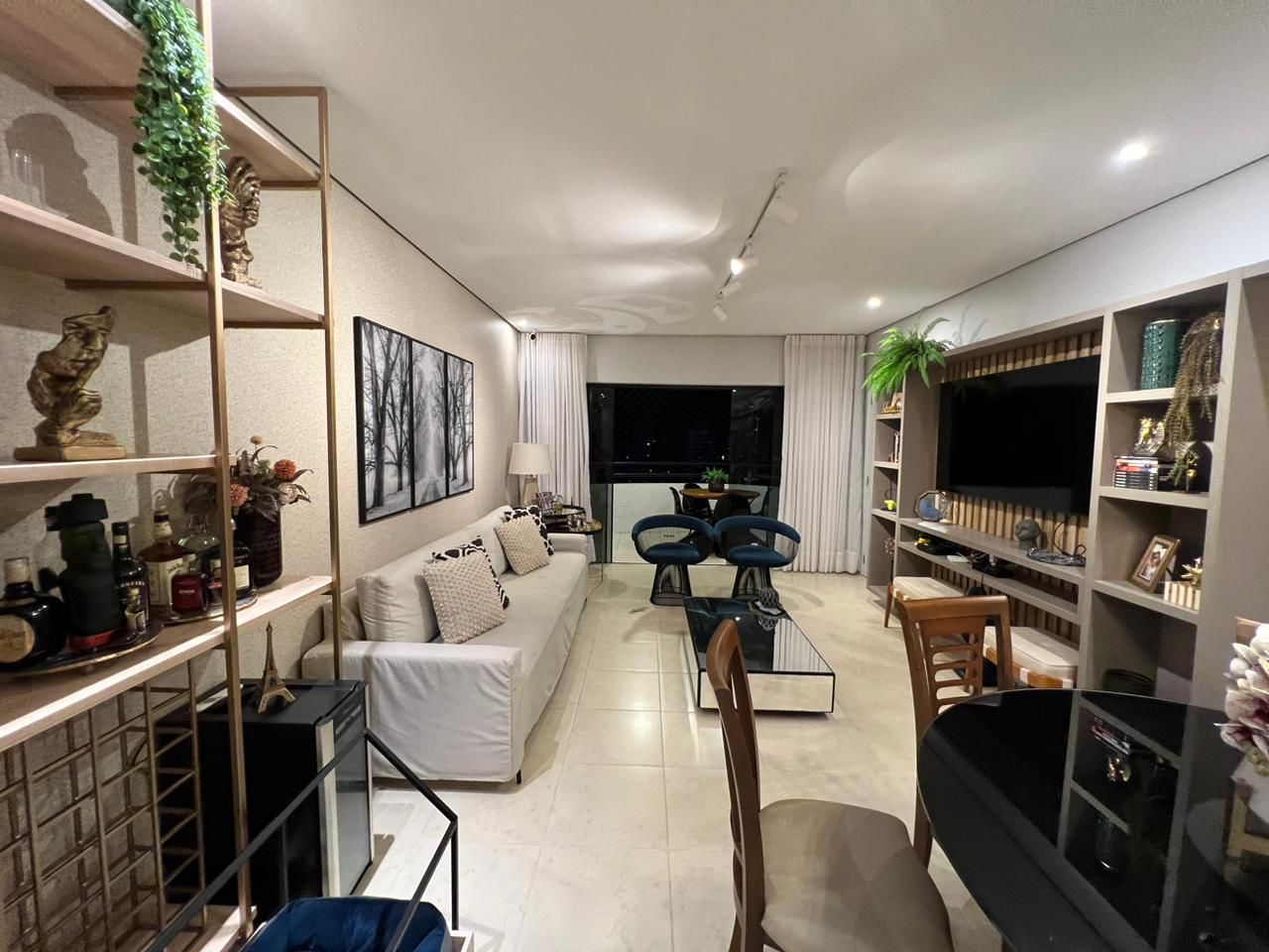 Imagem Apartamento com 3 Quartos à Venda, 127 m²em Umarizal - Belém