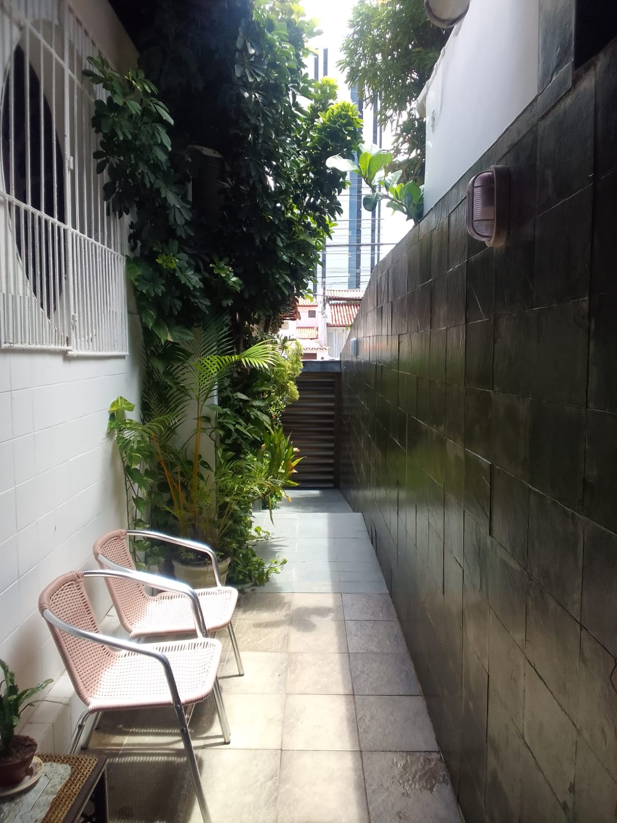 Imagem Imóvel Comercial à Venda ou Locação, 350 m²em Pituba - Salvador Imagem Imóvel Comercial à Venda ou Locação, 350 m²em Pituba - Salvador