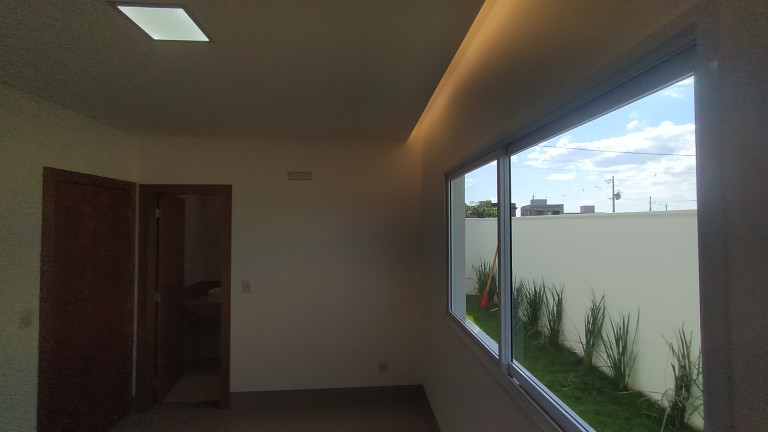 Imagem Casa de Condomínio com 3 Quartos à Venda, 160 m²em Residencial Parqville Jacarandá - Aparecida de Goiânia Imagem Casa de Condomínio com 3 Quartos à Venda, 160 m²em Residencial Parqville Jacarandá - Aparecida de Goiânia