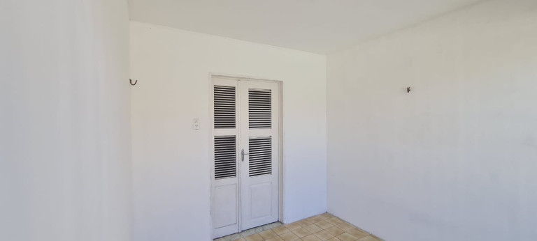 Imagem Casa com 4 Quartos à Venda, 170 m² em Dionisio Torres - Fortaleza