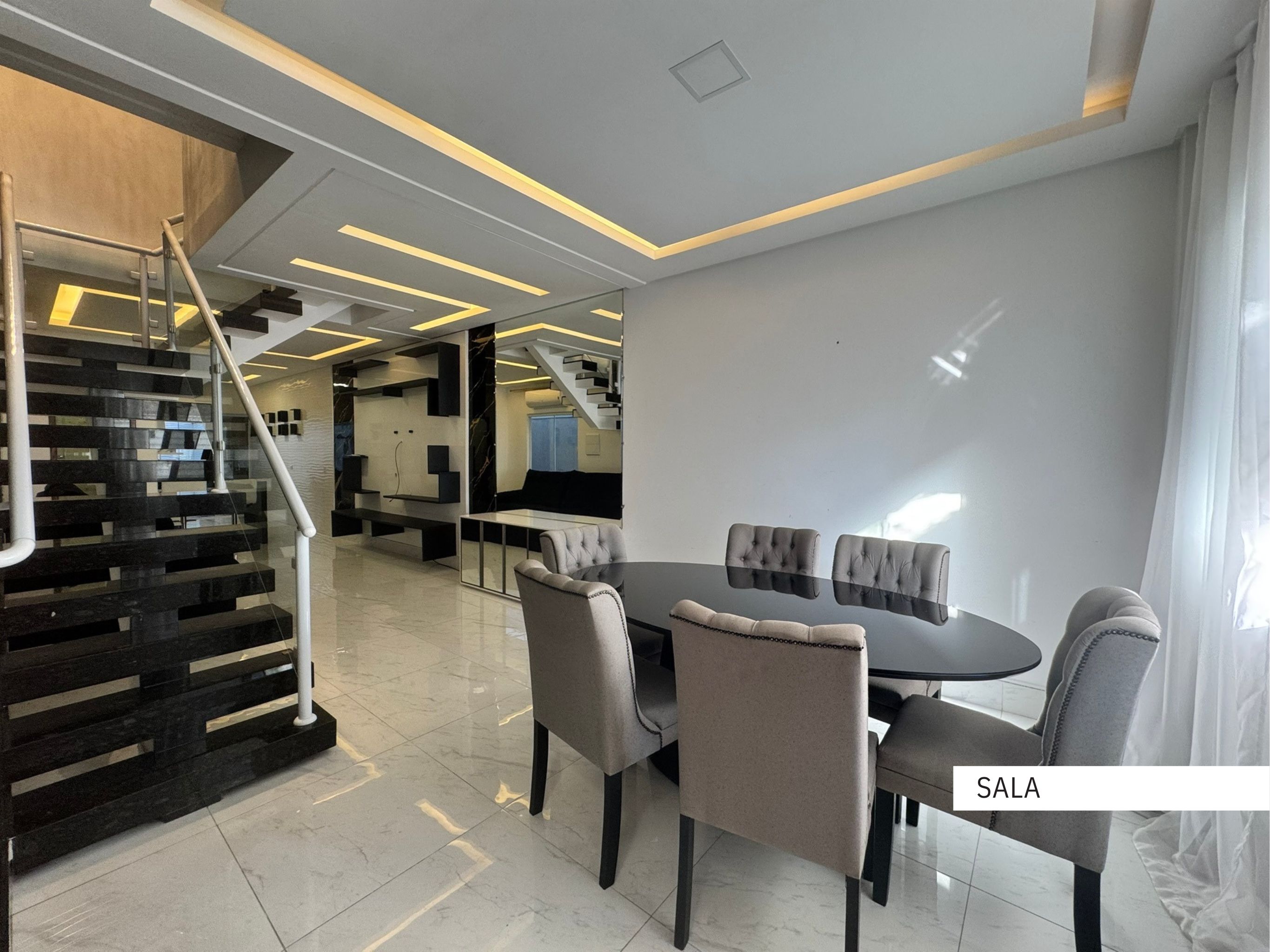 Imagem Sobrado com 3 Quartos à Venda, 150 m² em Ocian - Praia Grande Imagem Sobrado com 3 Quartos à Venda, 150 m² em Ocian - Praia Grande