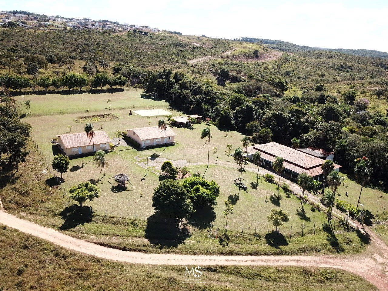 Fazenda à Venda, 40 m² em Residencial Villa Suiça - Cidade Ocidental