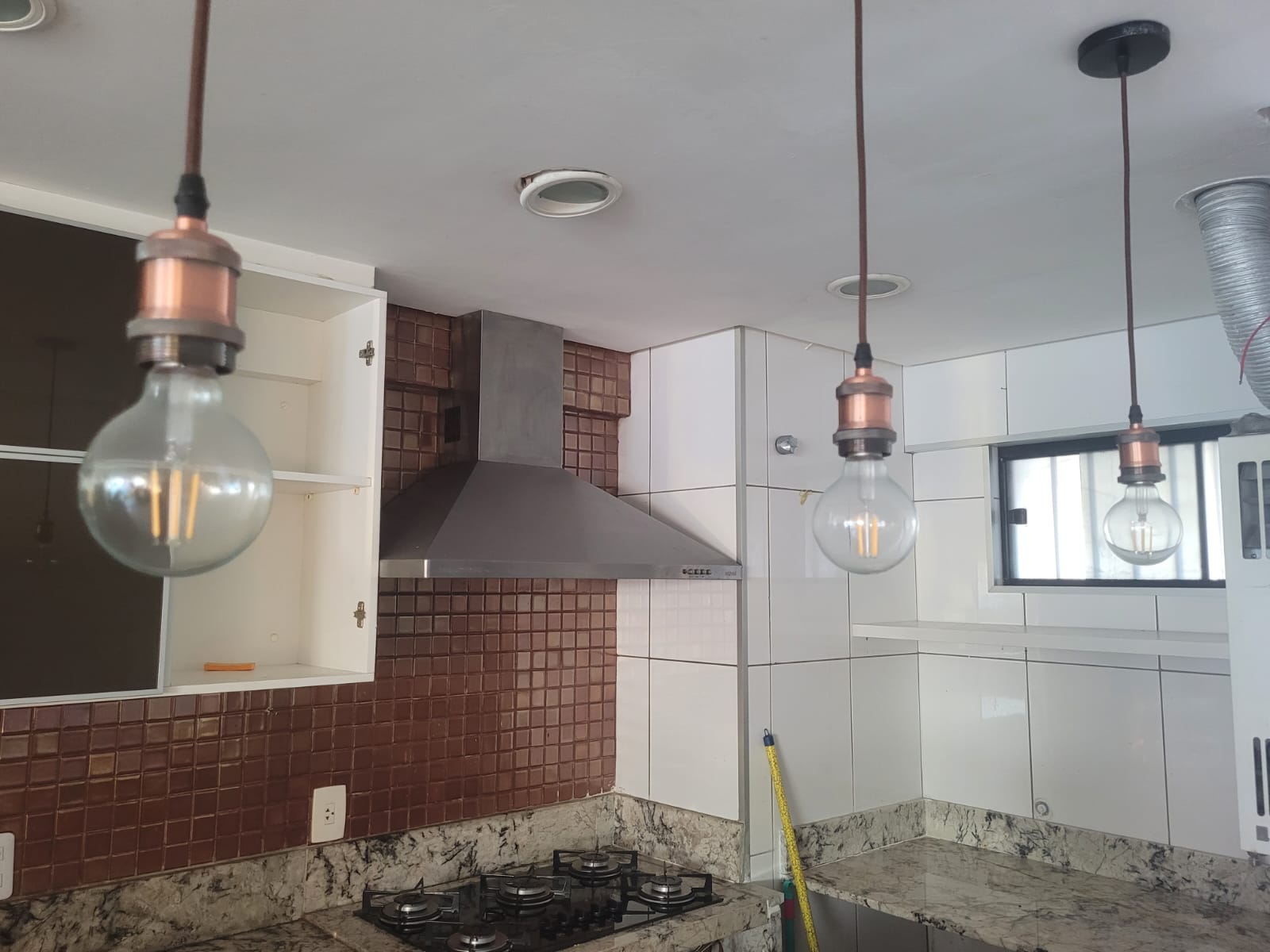 Imagem Apartamento com 2 Quartos à Venda, 72 m²em Praia de Iracema - Fortaleza