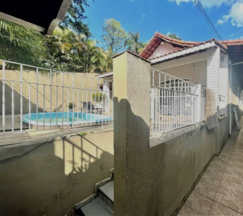 Imagem Casa com 3 Quartos à Venda, em Vila Diva - Carapicuíba Imagem Casa com 3 Quartos à Venda, em Vila Diva - Carapicuíba
