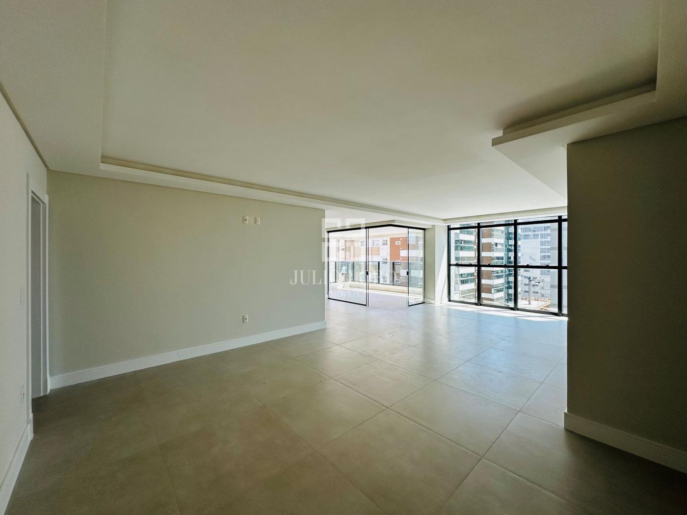 Imagem Apartamento com 4 Quartos à Venda, 181 m² em Meia Praia - Itapema Imagem Apartamento com 4 Quartos à Venda, 181 m² em Meia Praia - Itapema