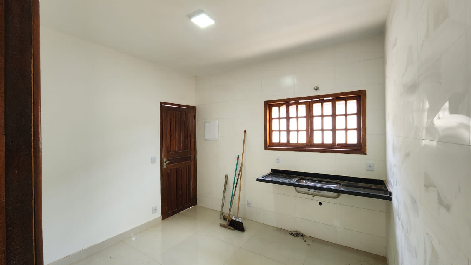 Imagem Casa com 2 Quartos à Venda, 78 m²em Várzea das Moças - Niterói Imagem Casa com 2 Quartos à Venda, 78 m²em Várzea das Moças - Niterói