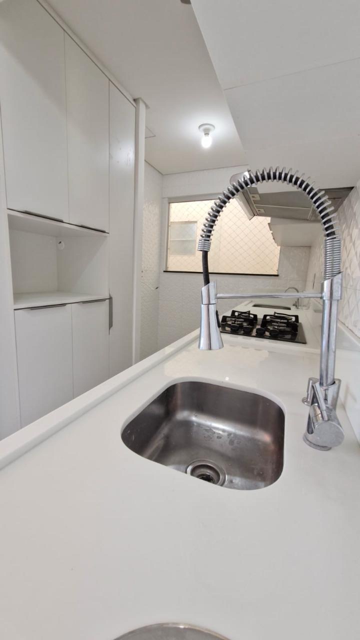 Imagem Apartamento com 2 Quartos à Venda, 56 m²em Centro  - Lauro de Freitas 
