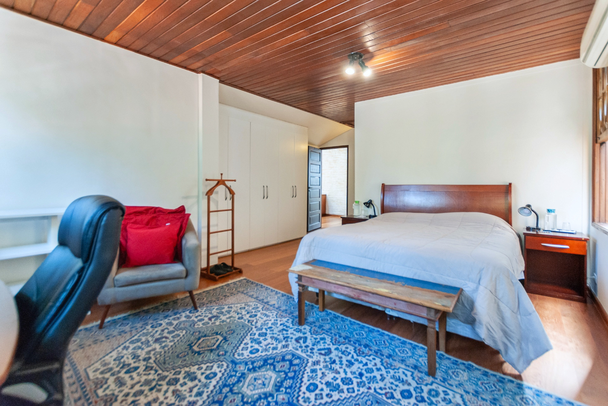 Imagem Casa com 3 Quartos à Venda, 230 m² em Jardim Paulistano - São Paulo Imagem Casa com 3 Quartos à Venda, 230 m² em Jardim Paulistano - São Paulo