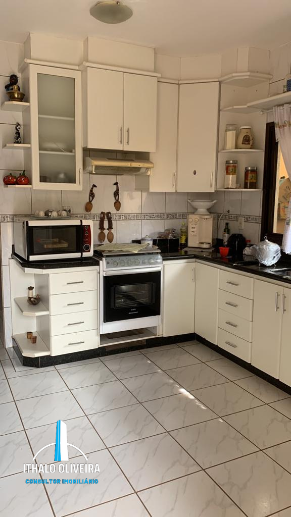 Imagem Sobrado com 4 Quartos à Venda, 312 m²em Setor Jaó - Goiânia Imagem Sobrado com 4 Quartos à Venda, 312 m²em Setor Jaó - Goiânia