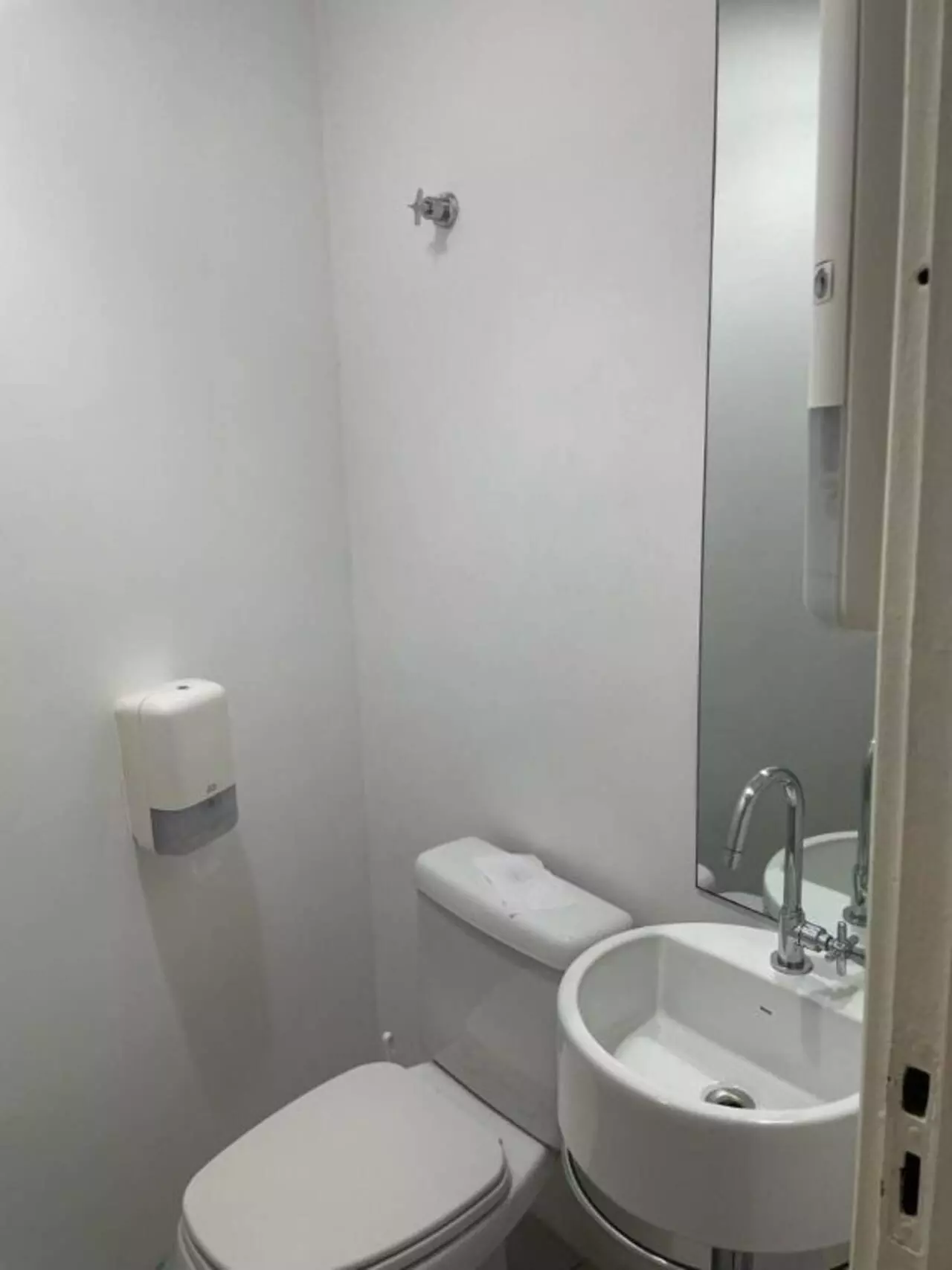 Imagem Sala Comercial à Venda ou Locação, 116 m²em Cidade Monções - São Paulo Imagem Sala Comercial à Venda ou Locação, 116 m²em Cidade Monções - São Paulo