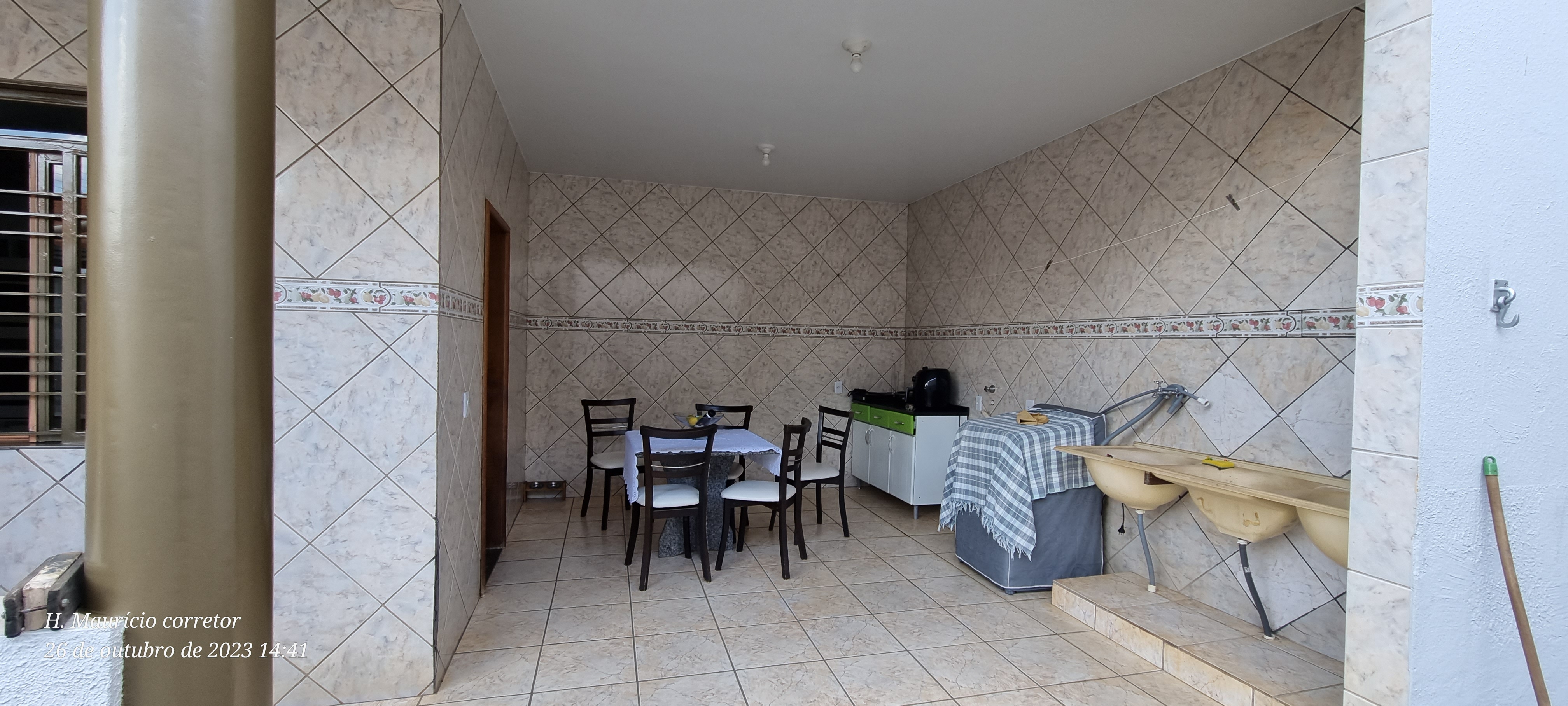 Imagem Sobrado com 4 Quartos à Venda ou Temporada, 250 m²em Setor Jaó - Goiânia