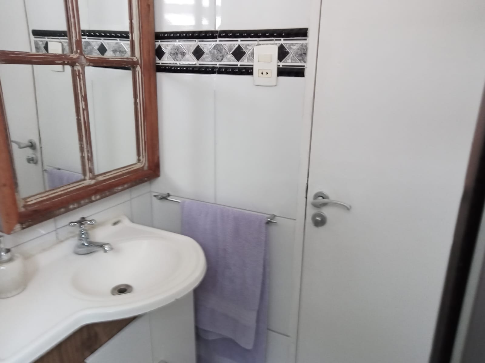 Imagem Sobrado com 3 Quartos à Venda, 260 m²em Jardim Paulista - Mogi das Cruzes