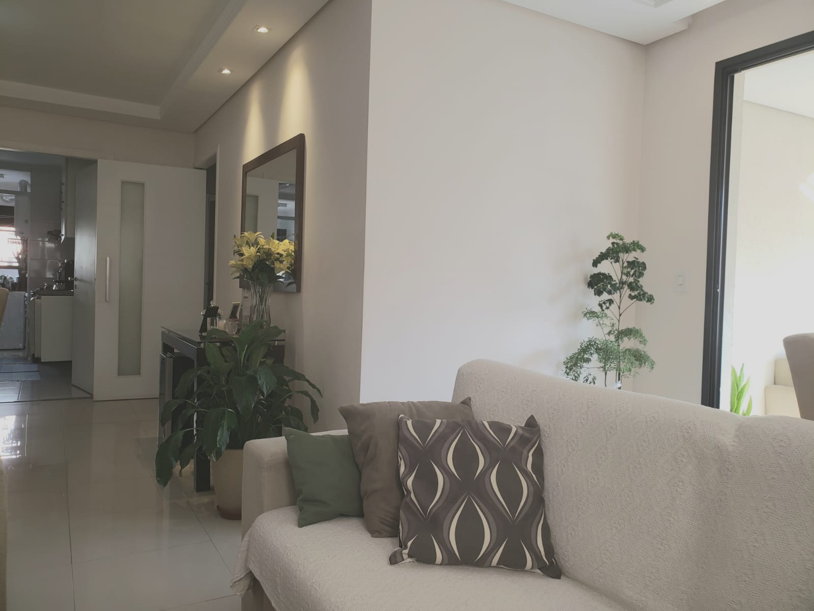 Imagem Apartamento com 3 Quartos à Venda, 103 m²em Moema - São Paulo