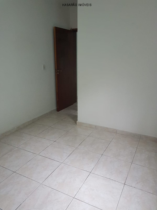 Imagem Casa com 1 Quarto para Alugar, 35 m²em Jardim Santo Elias - São Paulo Imagem Casa com 1 Quarto para Alugar, 35 m²em Jardim Santo Elias - São Paulo