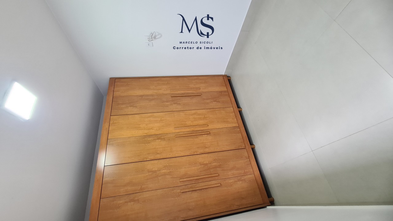 Imagem Casa com 4 Quartos à Venda, 280 m²em Guará II - Brasília