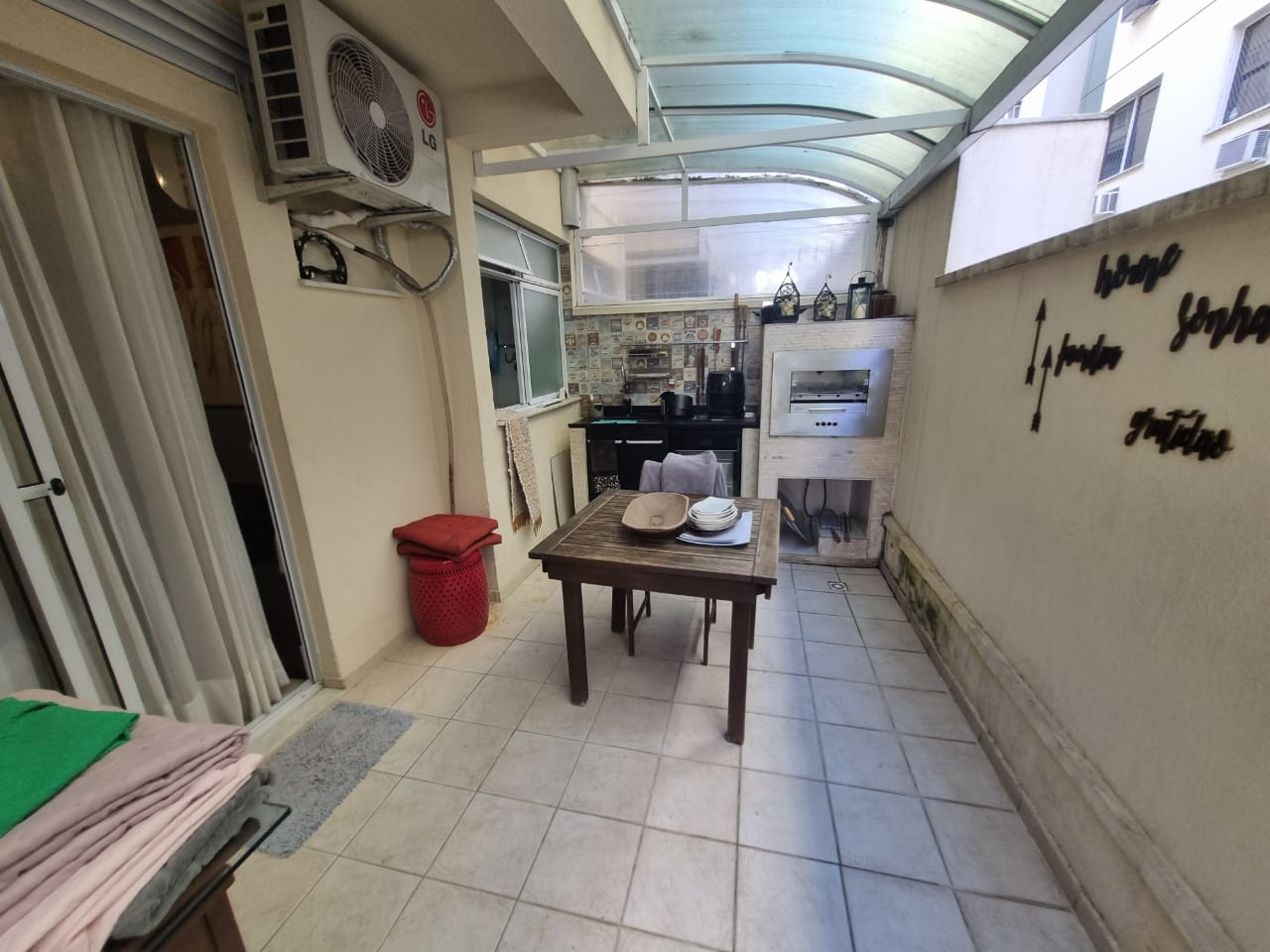Imagem Apartamento com 3 Quartos à Venda, 96 m²em Freguesia (Jacarepaguá) - Rio de Janeiro Imagem Apartamento com 3 Quartos à Venda, 96 m²em Freguesia (Jacarepaguá) - Rio de Janeiro