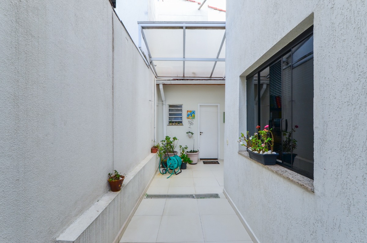 Imagem Sobrado com 4 Quartos à Venda, 413 m²em Indianópolis - São Paulo