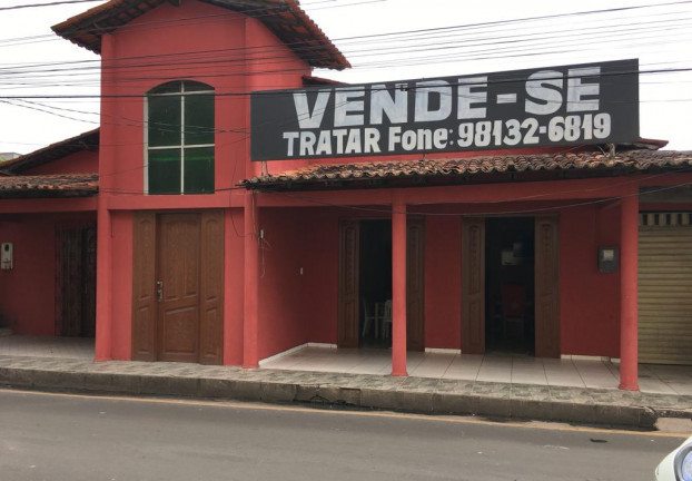 Imóvel Comercial à Venda, 600 m² em Centro - Santa Helena