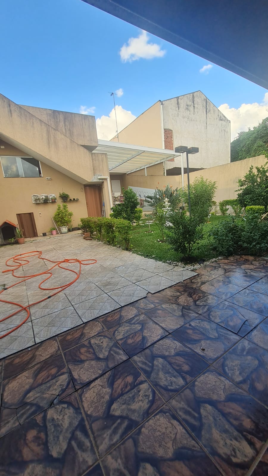 Imagem Casa com 3 Quartos à Venda, 400 m² em Portão - Curitiba