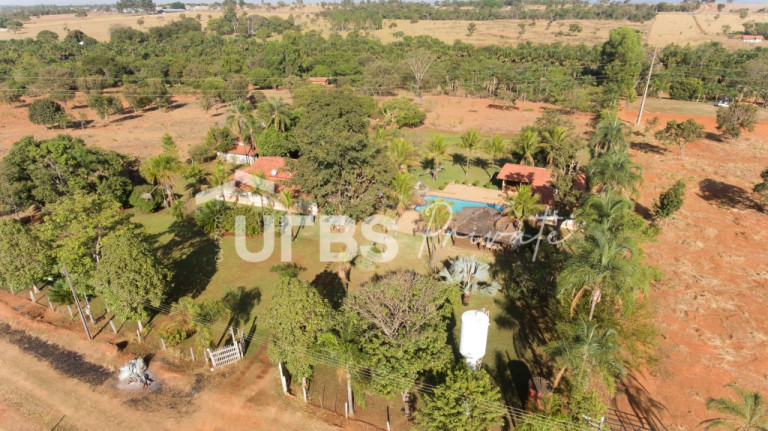 Imagem Chácara com 2 Quartos à Venda, 20.388 m² em GO 020 Final do km 40, 0 - Zona Rual - Bela Vista de Goiá - Bela Vista de Goiás Imagem Chácara com 2 Quartos à Venda, 20.388 m² em GO 020 Final do km 40, 0 - Zona Rual - Bela Vista de Goiá - Bela Vista de Goiás